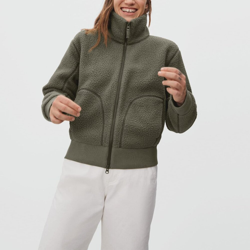 Everlane The ReNew Teddy Bomber Green Base - Size L